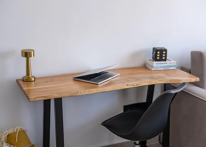 Amber By Nomads * パ フォス